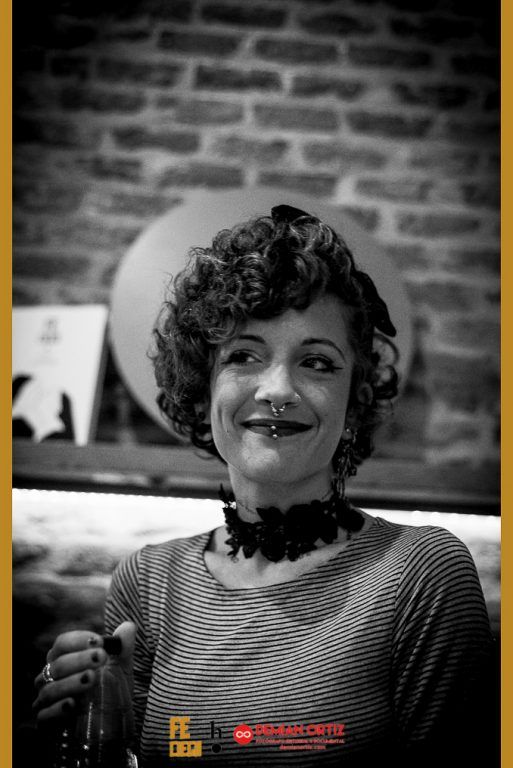 Fotografías de la presentación del libro Fe Ciega de la poeta Irene X